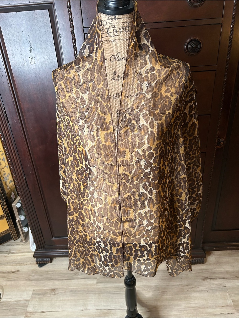 Leopard Print Lightweight Wrap Scarf - Brown